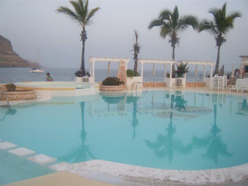 Livvo Hotel 4*